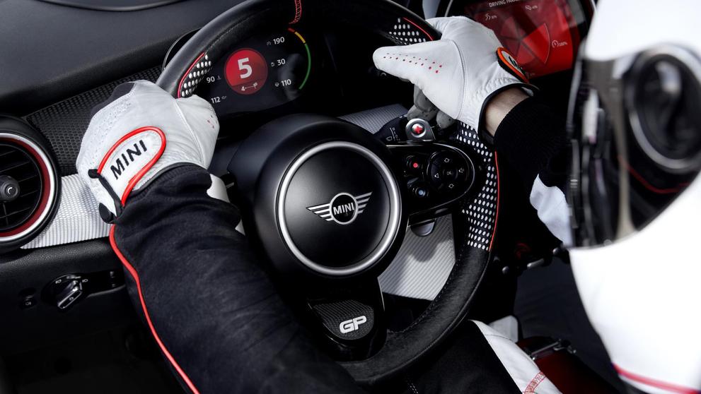 Mini John Cooper Works GP - 34