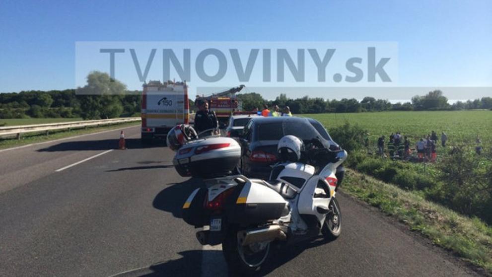 Nehoda autobusu na dálnici D1 u Piešťan - 3
