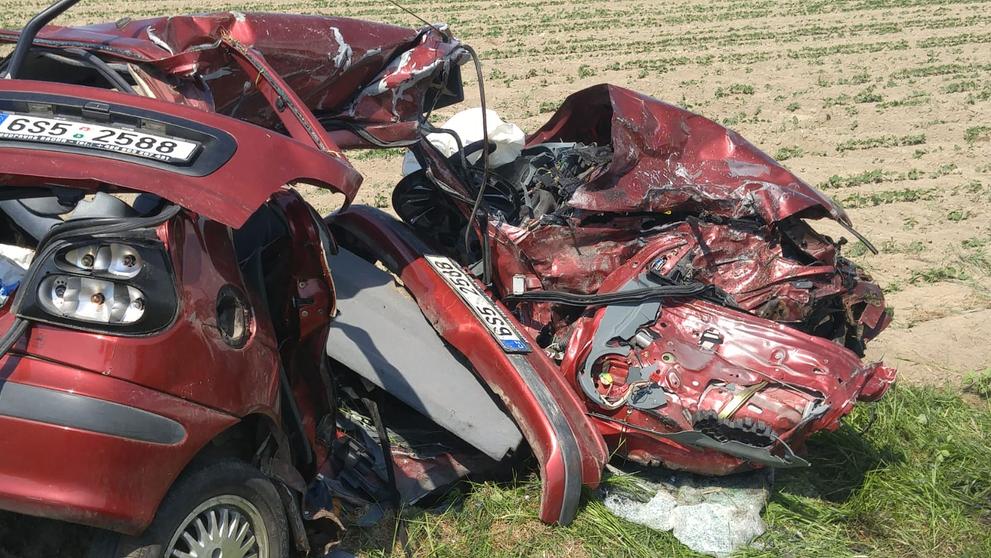 Nehodu dodávky s autem na Plzeňsku nepřežili dva lidé