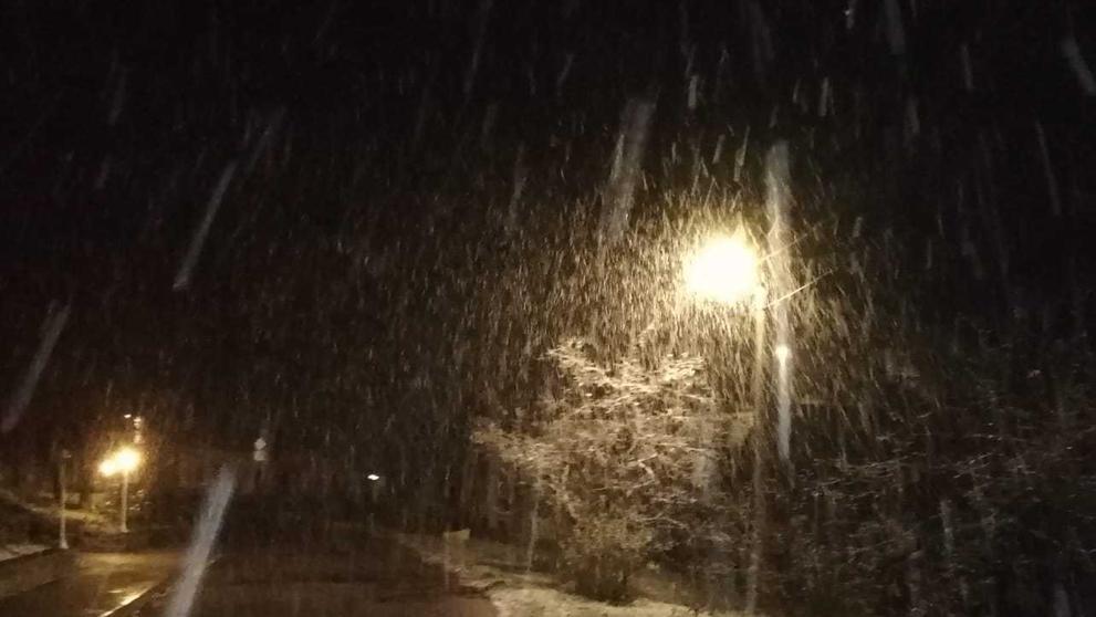 Na východě a jihu Česka začal padat sníh - 4