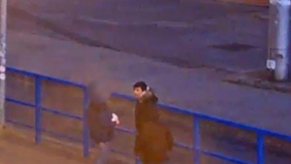 Okradení nezletilého na tramvajové zastávce v Ostravě - 1