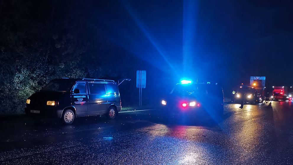 Smrtelná dopravní nehoda na dálnici D5 u Vráže