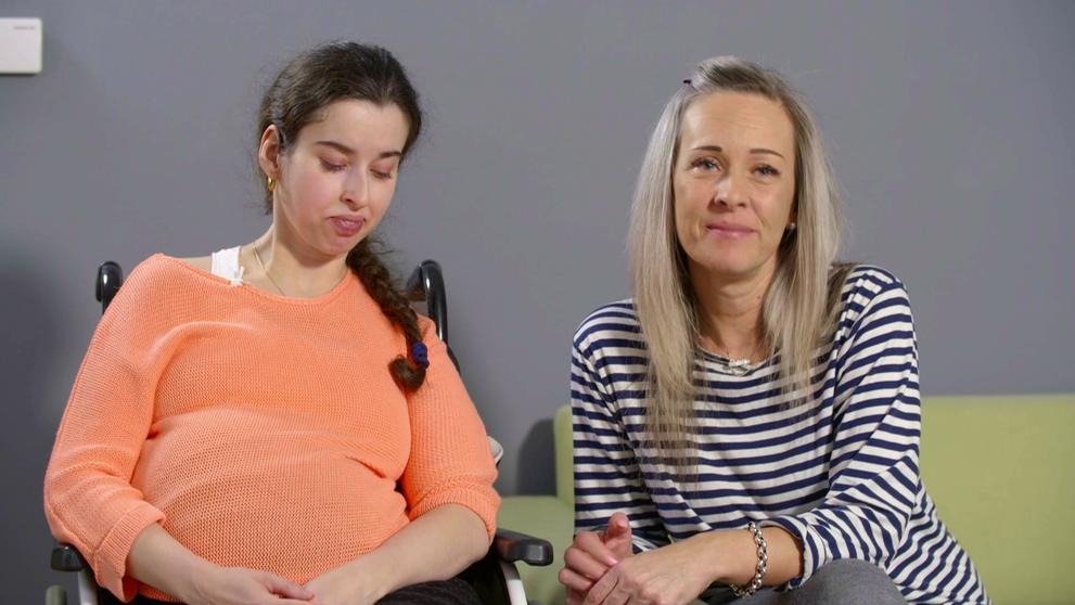 Malé lásky: Neuvěřitelná odvaha! Maminka na vozíčku přivedla na svět své první dítě! - 2