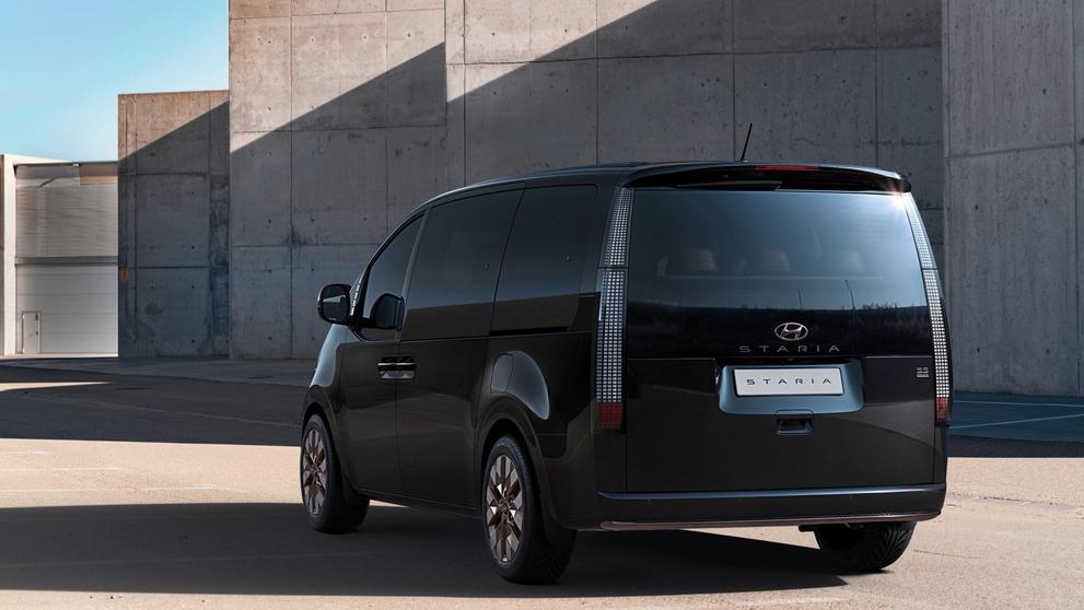 Hyundai Staria - 13