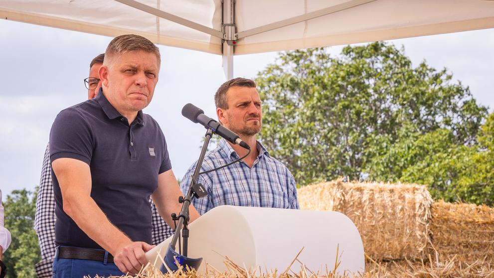 Robert Fico na kontrole sklizně (5)