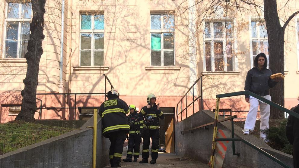 Nález neznámé látky ve Vinohradské nemocnici - 2