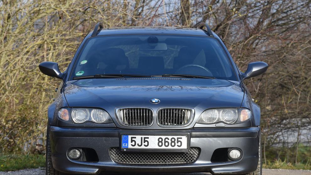 BMW 320d Touring - 8