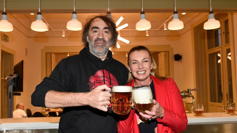 Jakub Kohák a Alice Bendová v Muzeu piva, 15. 11. 2023 Praha