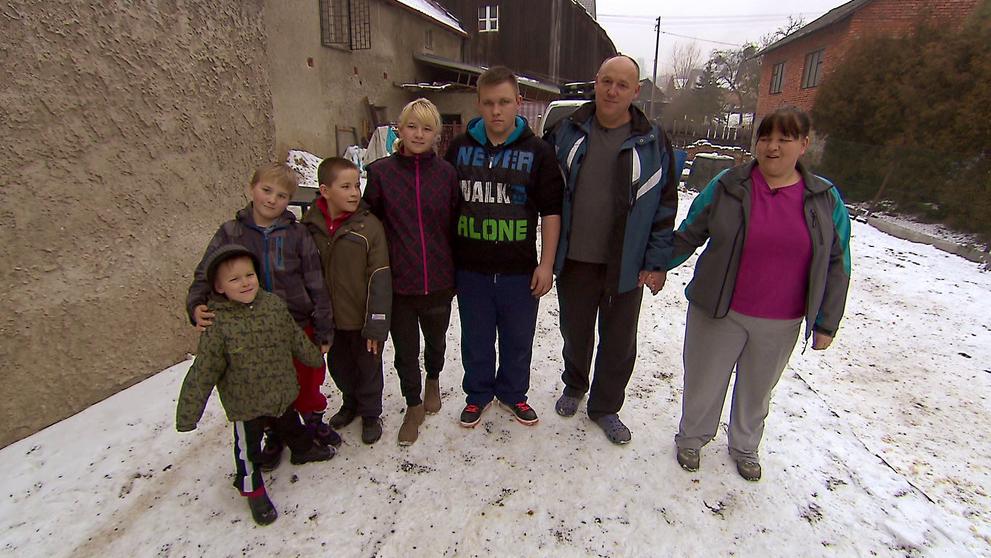 Výměna manželek: Zvracení a roky prošlé potraviny! - 3