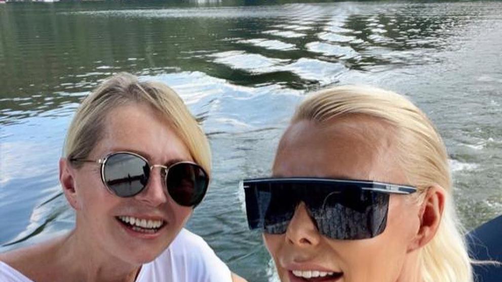 Kamila Mortimer a Helena Vondráčková (5)