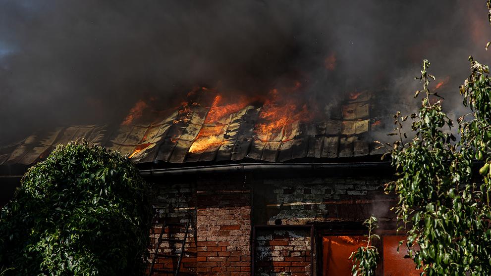 Požár domu ve Velkém Třebešově na Náchodsku (10)