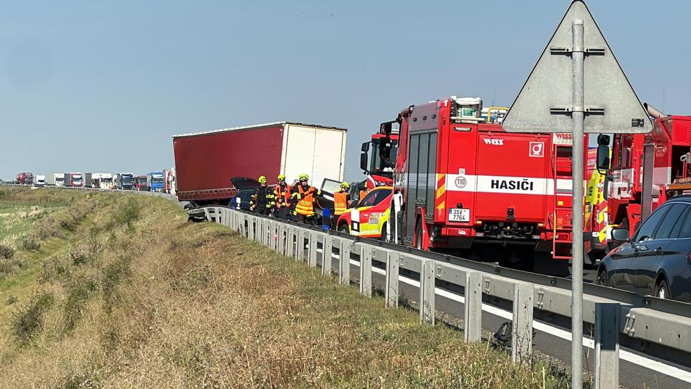 Tragická dopravní nehoda u Slaného (1)