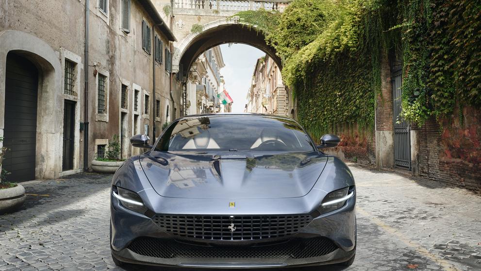 Ferrari Roma - 14