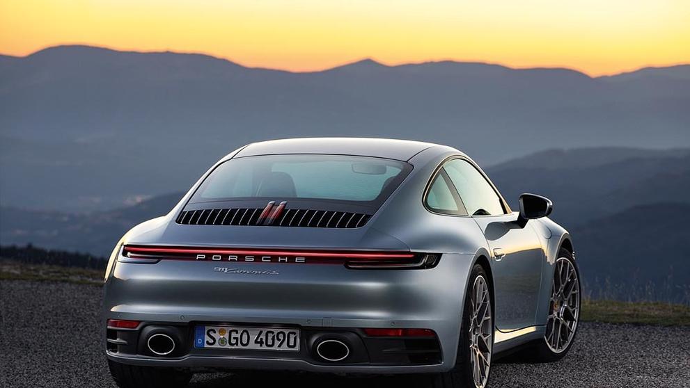 Nové Porsche 911 Carrera 4S - 20