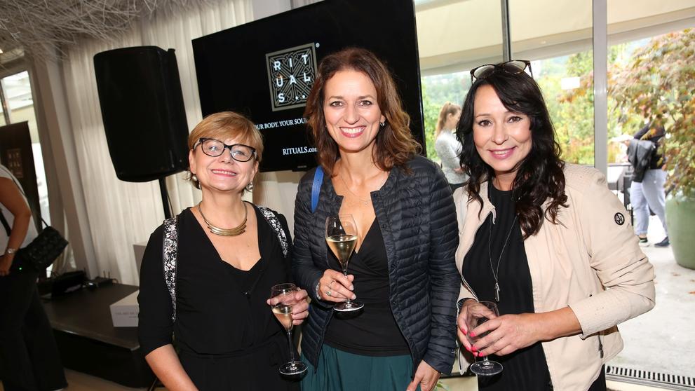 Ivana Andrlová, Adéla Gondíková a Heidi Janků, 2022