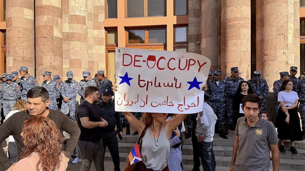 Demonstrace před vládní budovou v centru Jerevanu, 19. 9. 2023 (2)