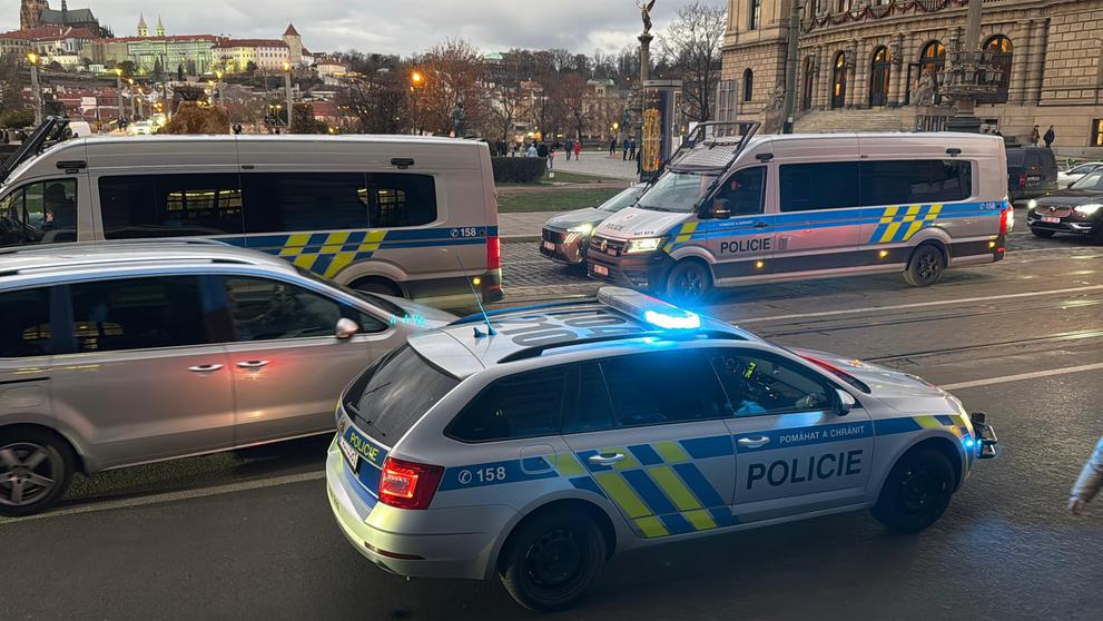 Policejní pátrání v centru Prahy (4)