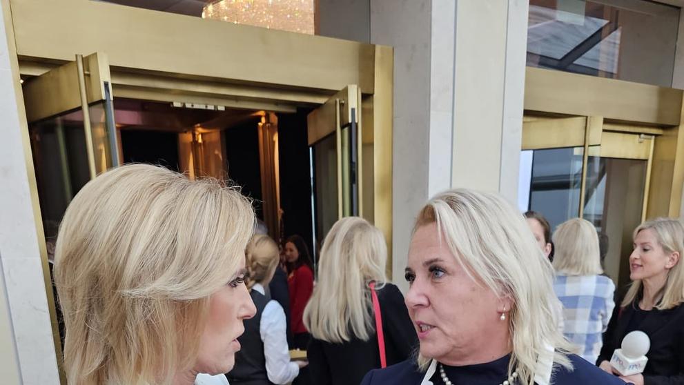 Klára Dostálová na inauguračním obědě (3) DostalovaK