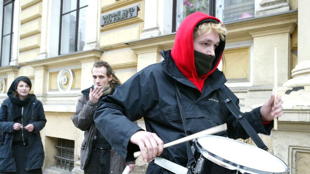 Squateři u soudu kvůli obsazení domu na Albertově-4