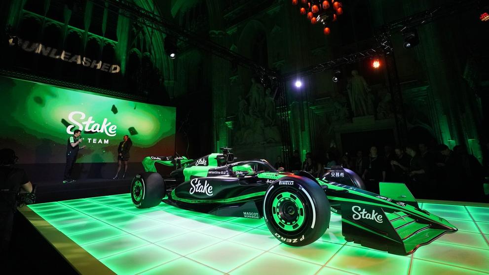 Nová formule týmu Stake F1 Team Kick Sauber, pojmenovaná C44