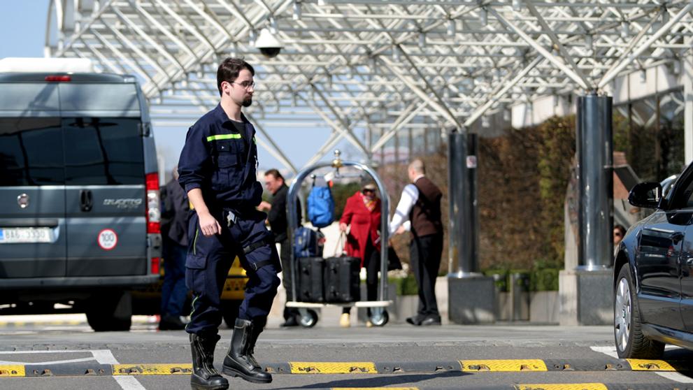 Bezpečnostní opatření kvůli summitu Obama Medveděv-12