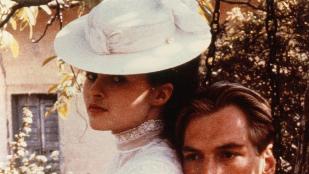 Julian Sands