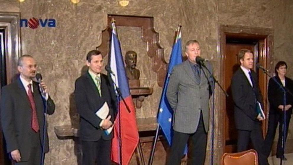 Trojkoaliční partneři: Jiří Čunek (KDU-ČSL), Mirek Topolánek (ODS) a Martin Bursík (SZ).