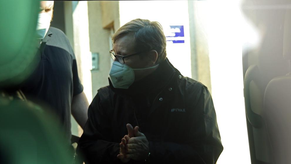 David Rath opouští vězení ve Vazební věznici Bohunice (2)