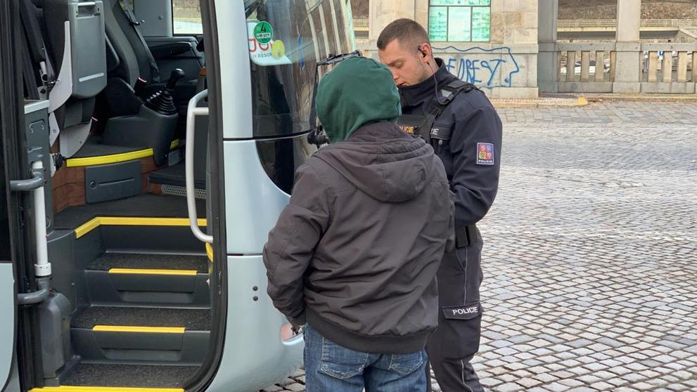 Řidič autobusu nadýchal půl promile