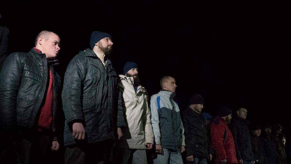 Ukrajina: Výměna zajatců mezi armádou a separatisty - 1