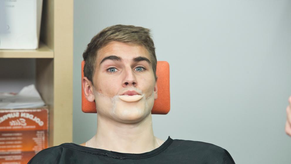 Vítězná maska Davida Gránského v Tváři - 1