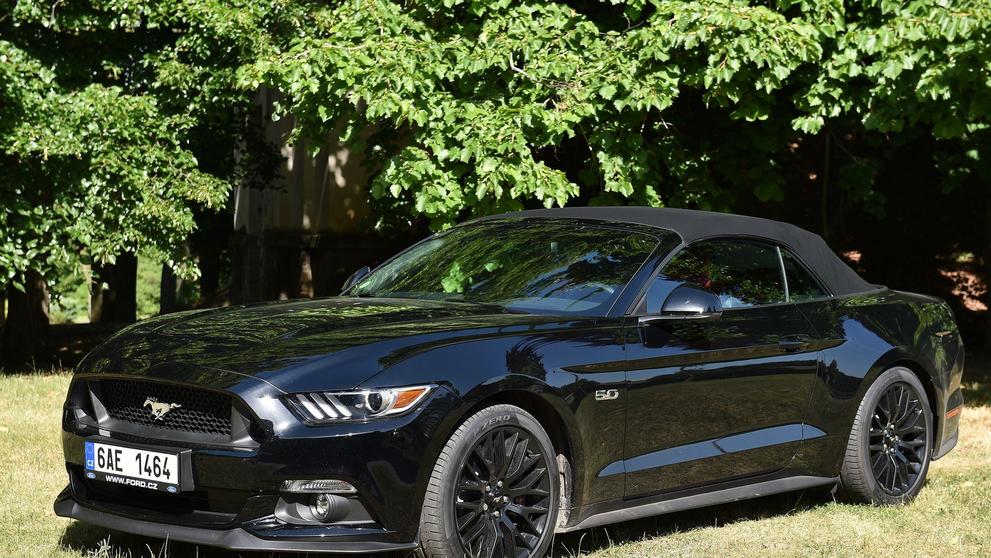 Ford Mustang 5.0 V8 GT Convertible - 8