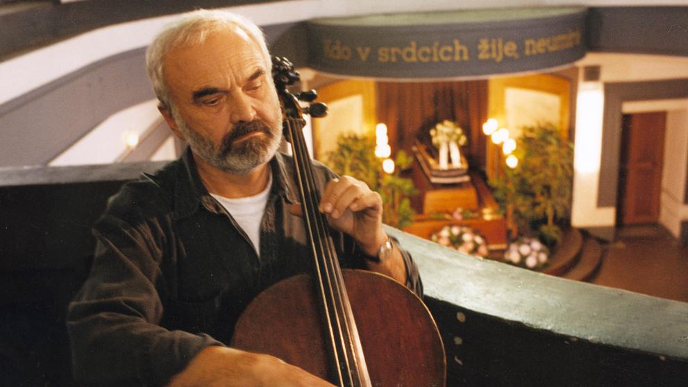 Zdeněk Svěrák ve filmu Kolja, 1996