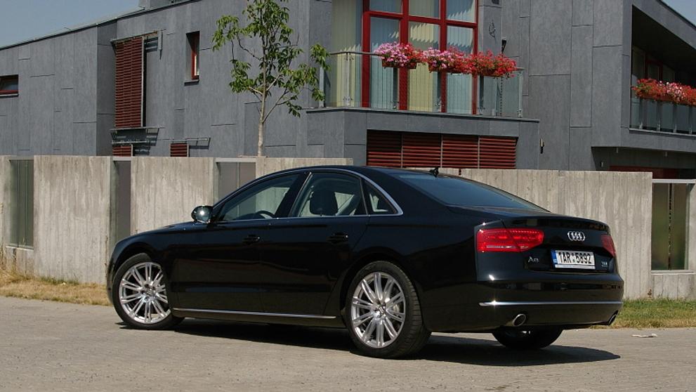 Audi A8 - 2