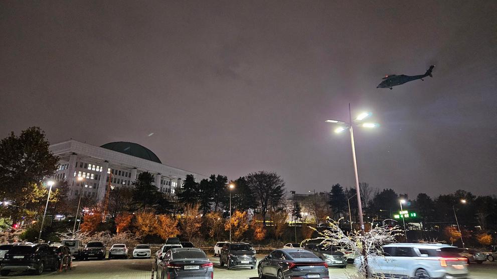 Jižní Korea vyhlásila stanné právo., 3. 12. 2024 (4)