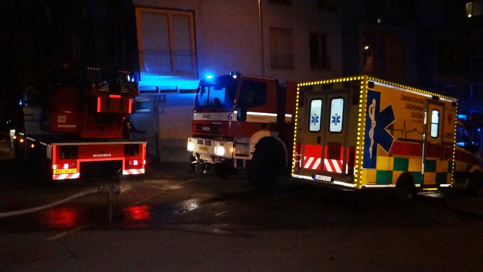V budově určené k demolici hořívá často, tentokrát se požár pořádně vymknul
