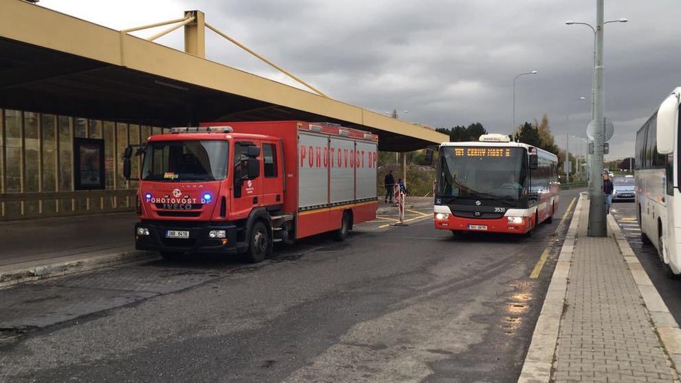 Uzavření metra Opatov a Háje z důvodu zaplavení kolejiště - 2