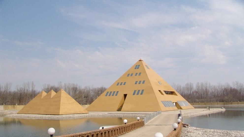 Dům - pyramida - 3