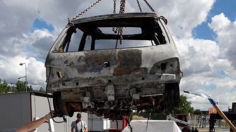Požár elektromobilu na Plzeňsku (5)
