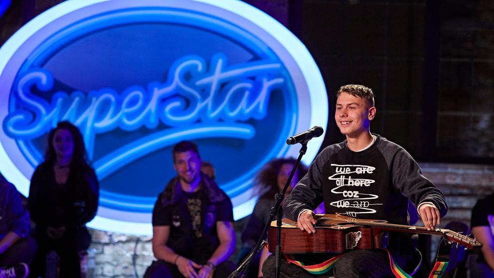 Ladislav Angyal ze SuperStar přichází s novým hitem! - 1