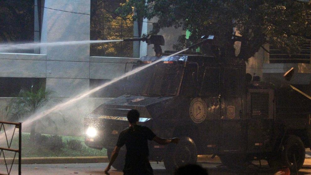 Násilné protesty v Paraguayi