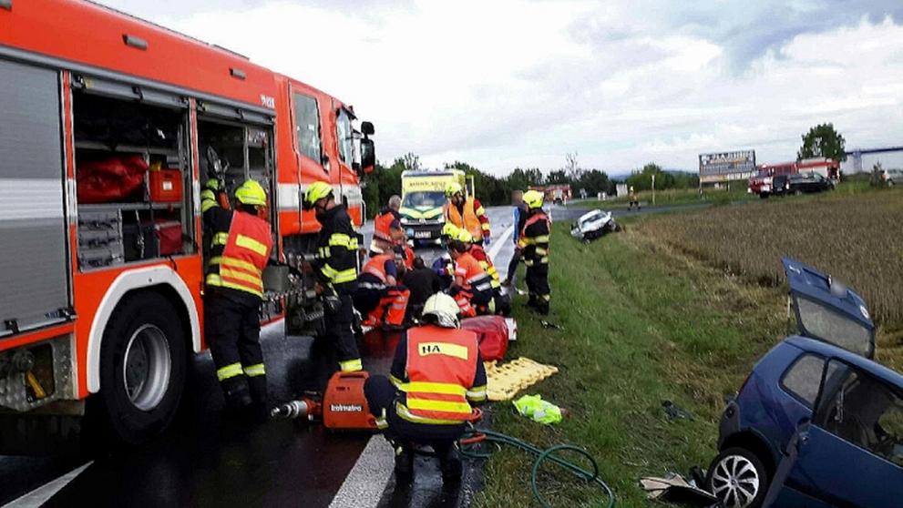 Patnáctiletá řidička zavinila vážnou dopravní nehodu (2)