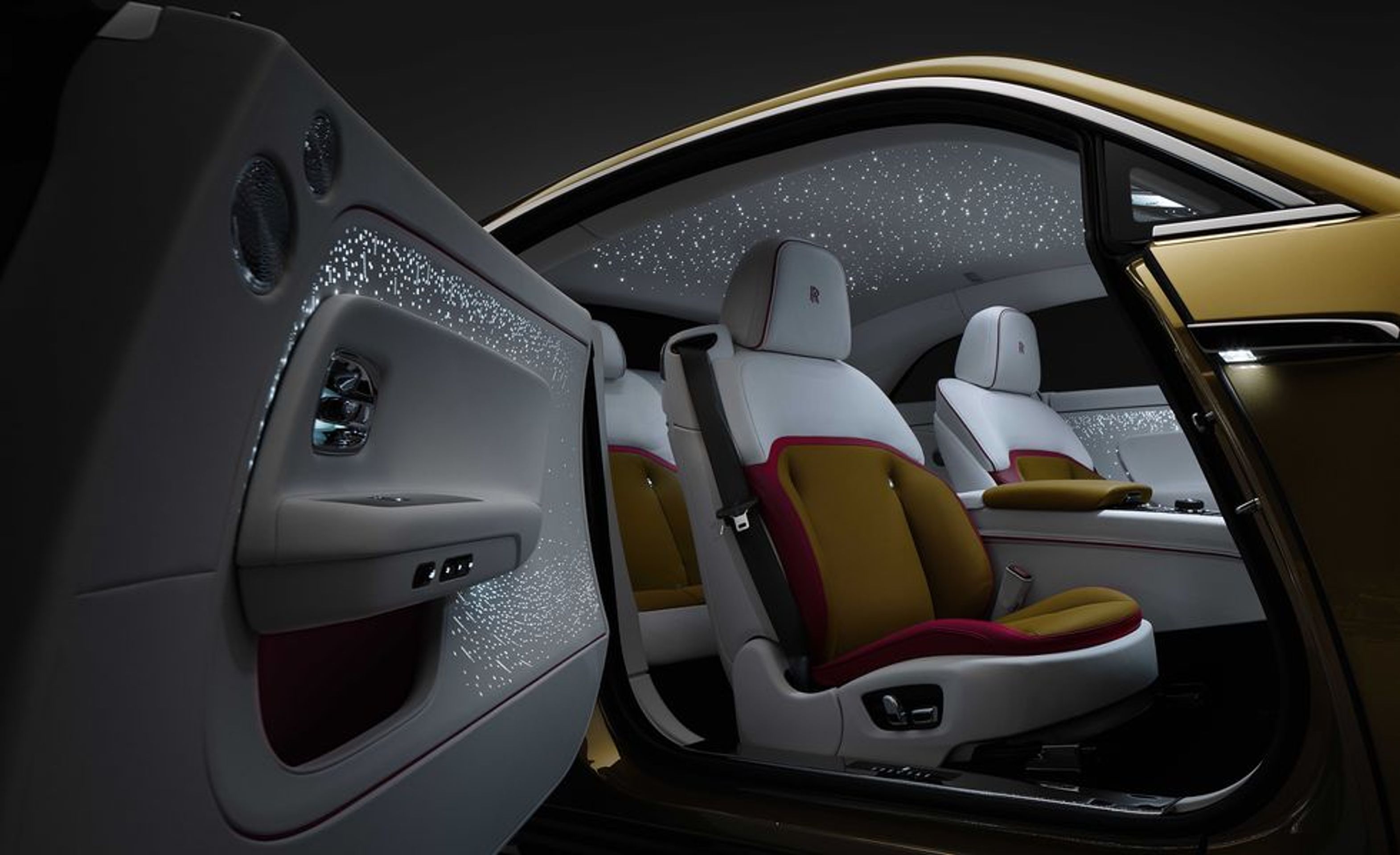 Elektrické kupé Rolls-Royce Spectre - Ultraluxusní elektrické kupé Rolls-Royce Spectre (7/15)