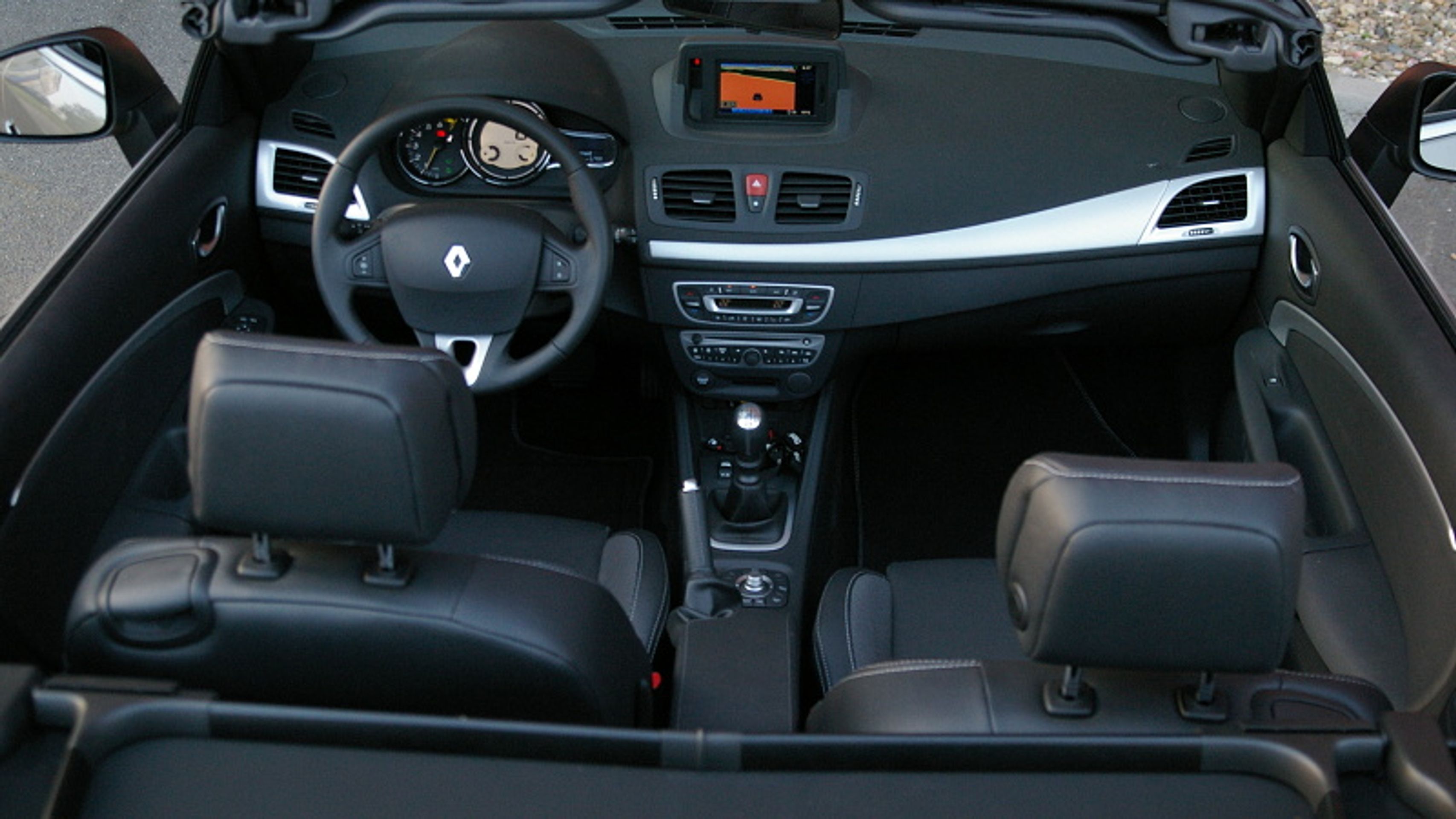 Renault Mégane CC - 4 - GALERIE Renault Mégane CC (4/8)