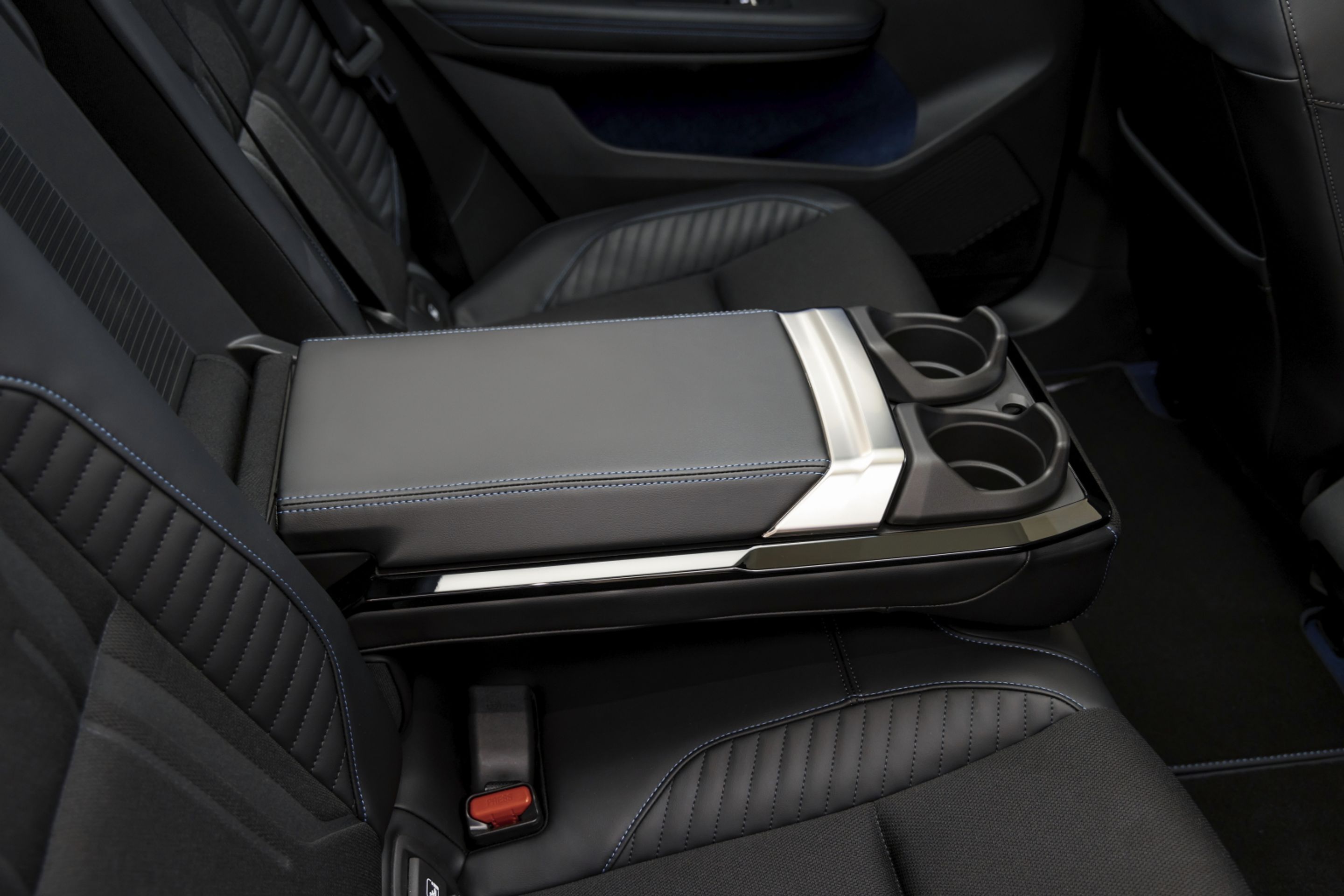 Renault Scenic E-Tech - Nový Renault Scenic je elektrický (16/22)