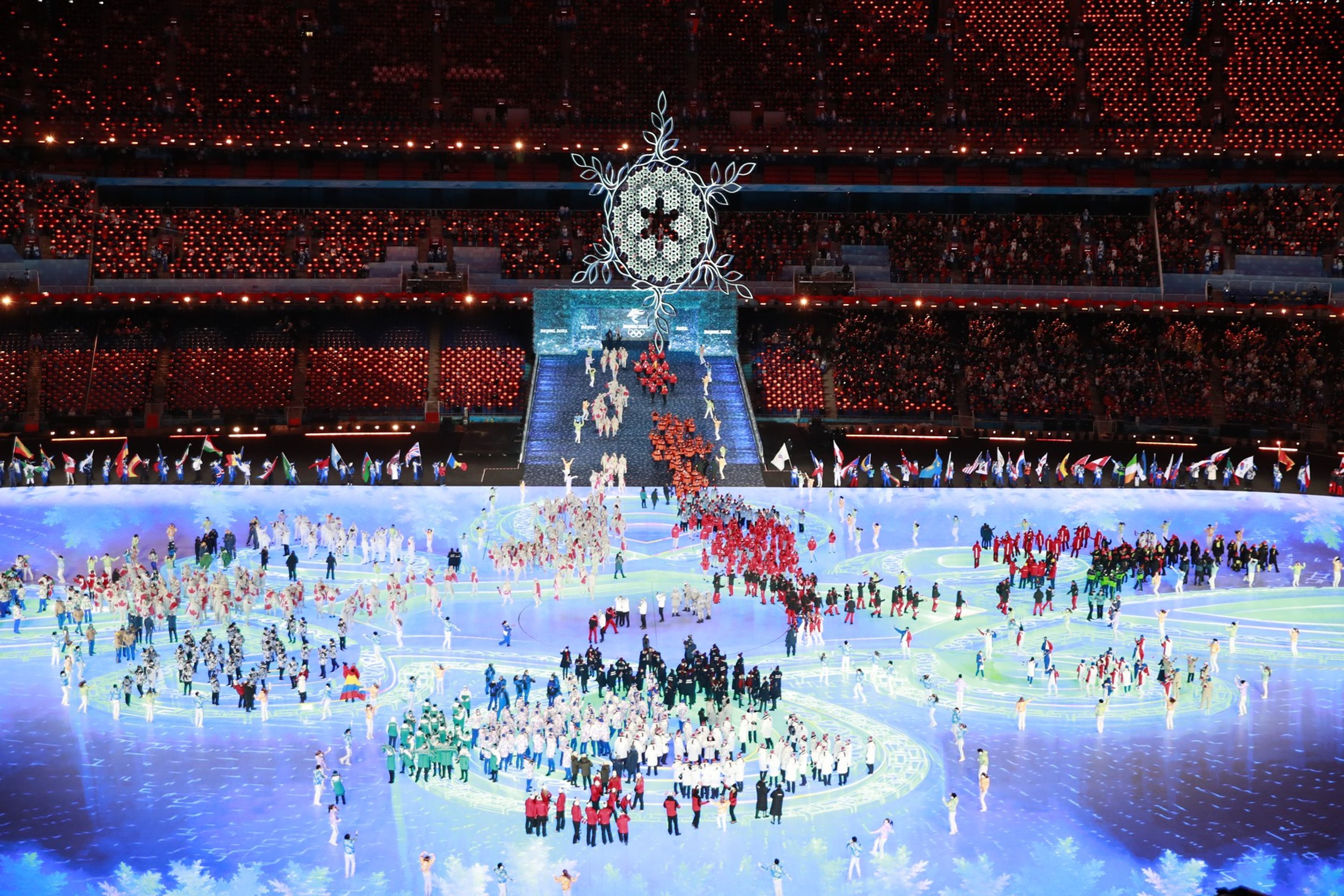 Plocha Národního stadionu v Pekingu při zakončení her. - Slavnostní zakončení ZOH v Pekingu (9/9)