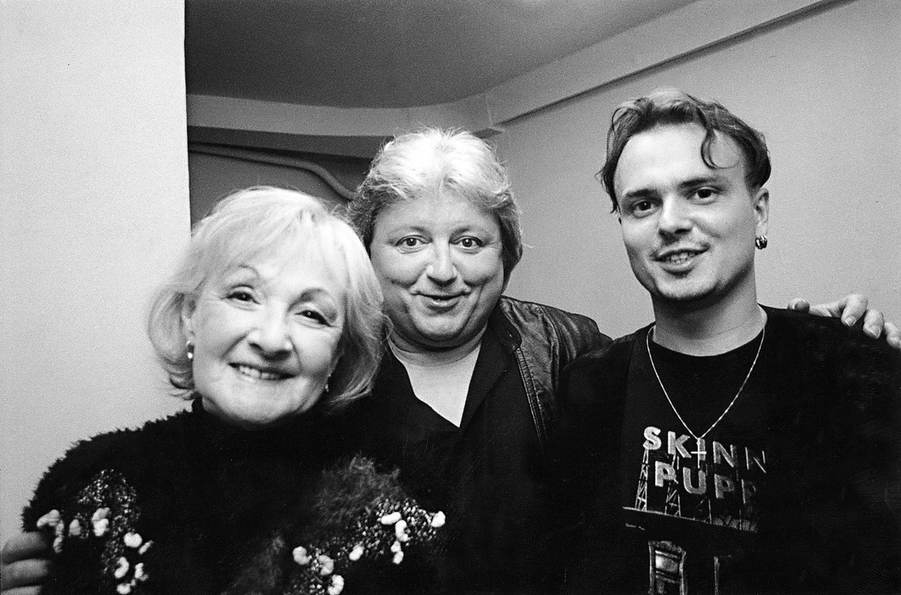 Václav Neckář s manželkou a synem - 4 - GALERIE: Václav Neckář s manželkou a synem (4/5)
