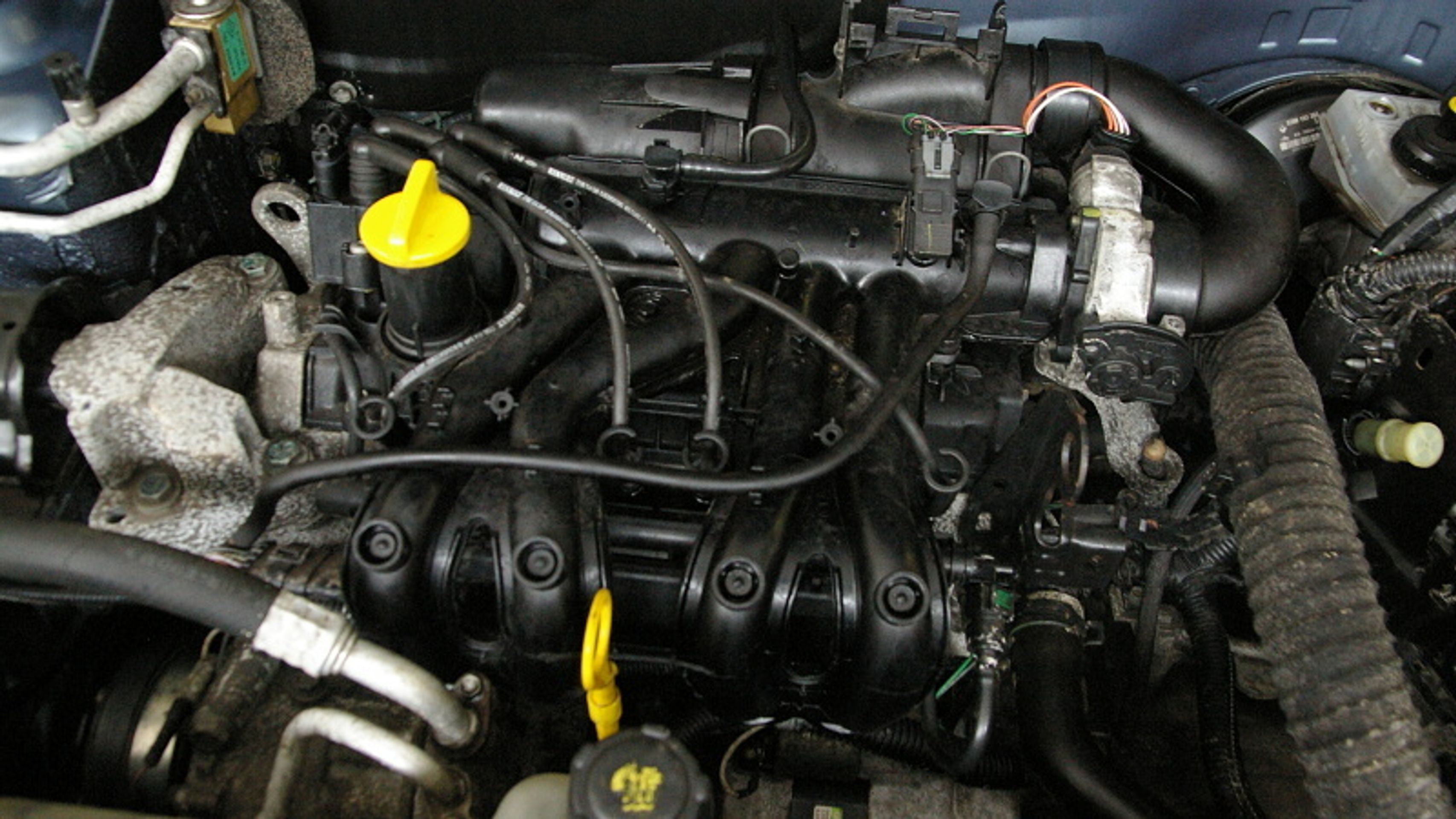 Ojetý Renault Clio - 5 - GALERIE Ojetý Renault Clio (7/11)