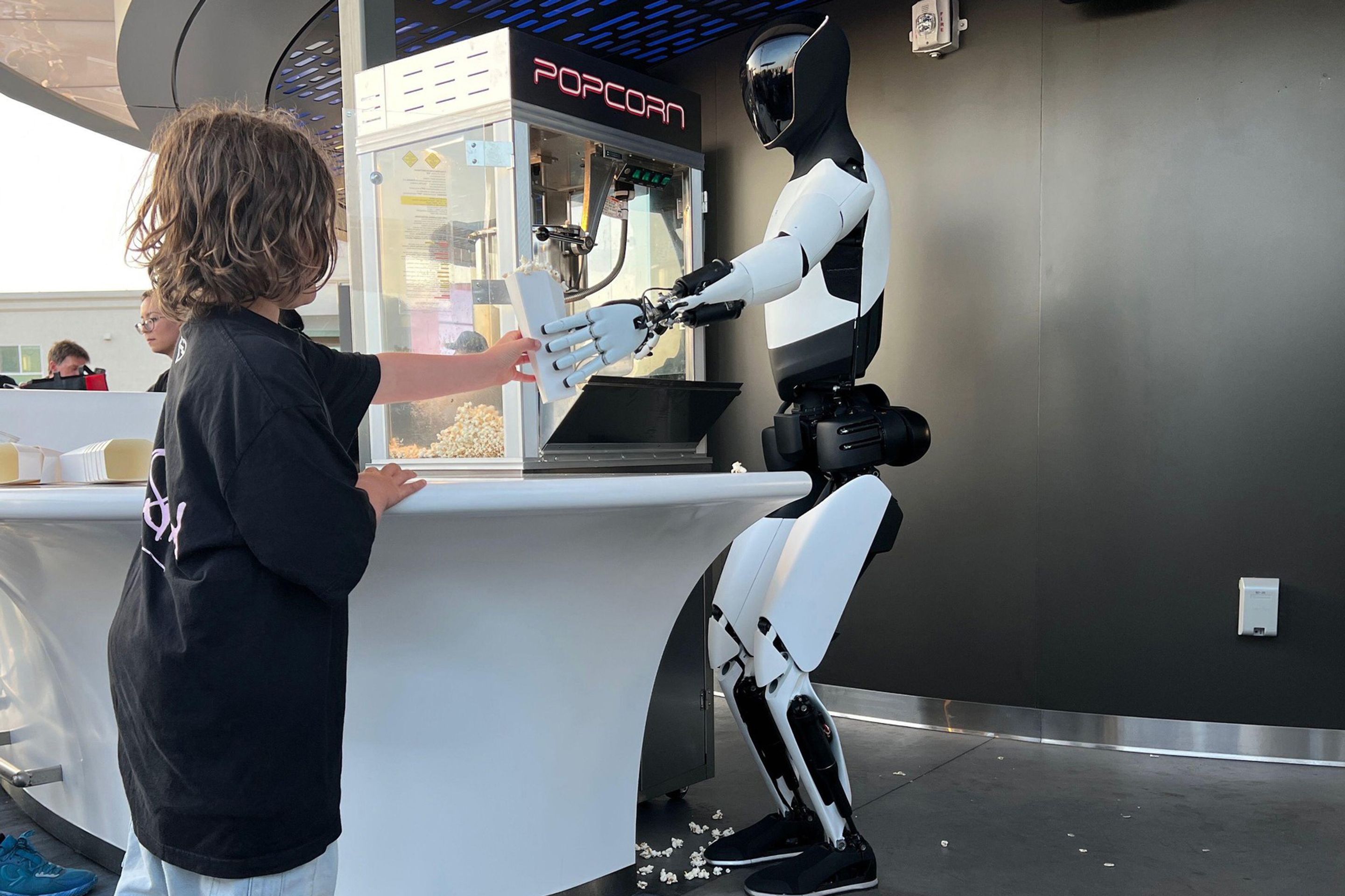 Tesla Diner v Los Angeles - Tesla Diner v Los Angeles (3/14)