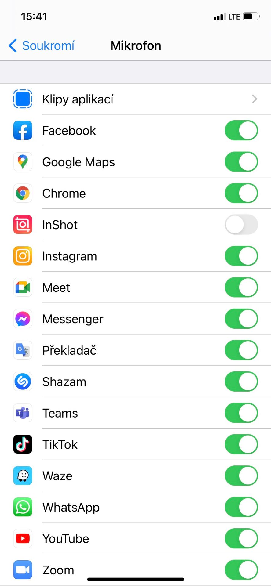 Oranžové a zelené tečky v iOS 14 - 2 - GALERIE: Jak deaktivovat používání mikrofonu nebo kamery (3/4)
